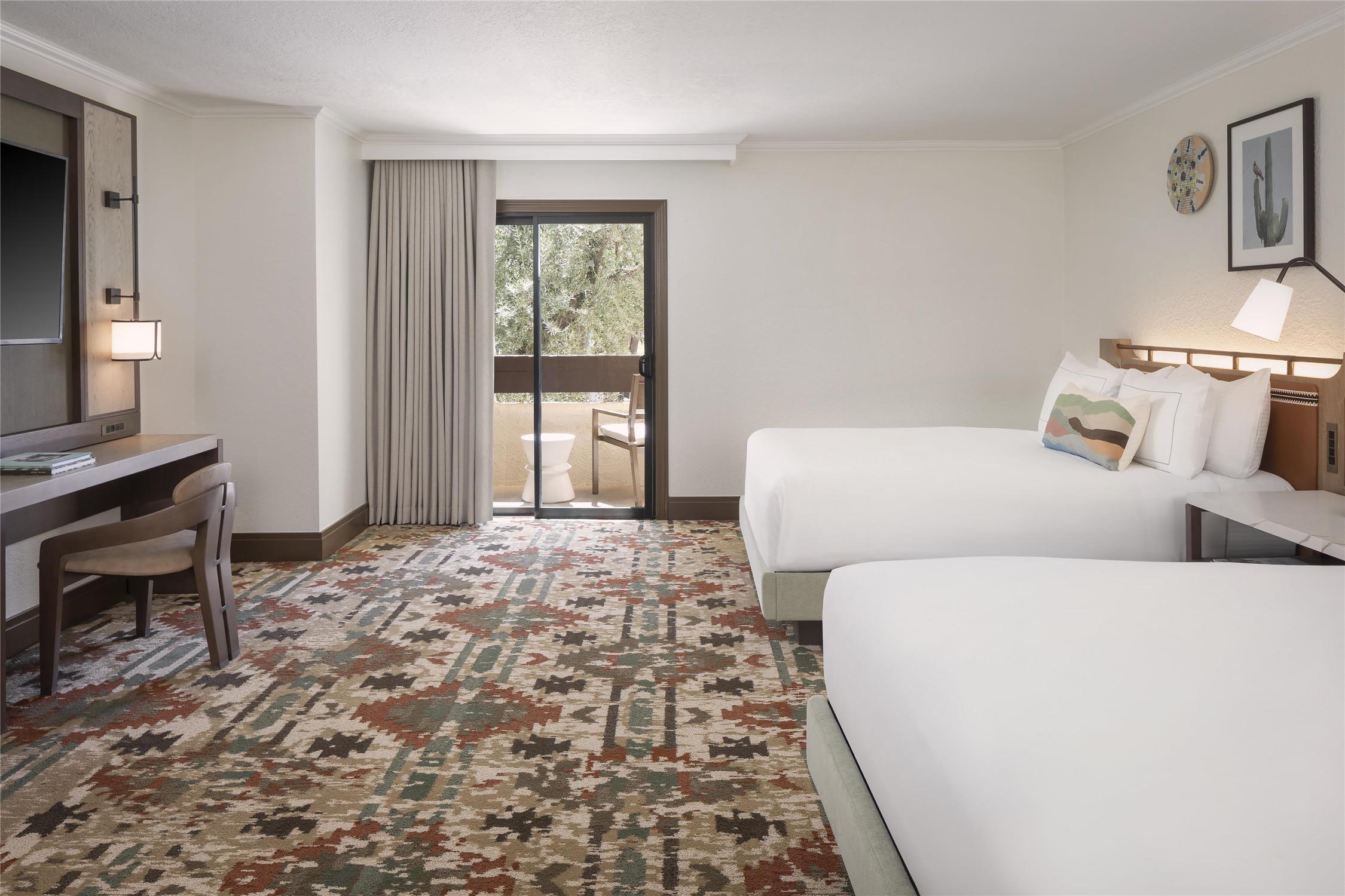 1 Bedroom, Suite, King Bed, Parlor, Sofa