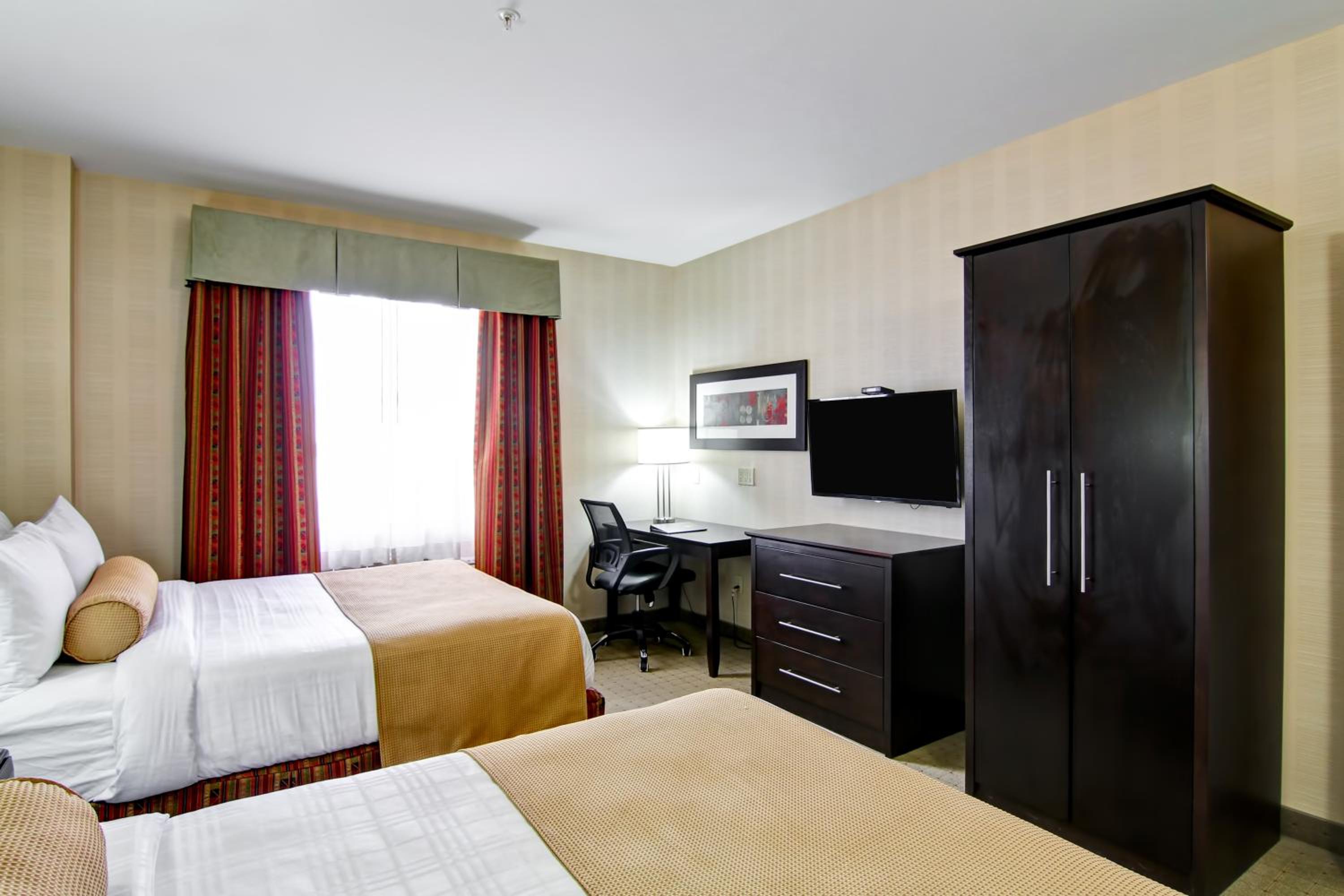 جناح بسريرين كوين، Best Western Plus Bowmanville 5/7