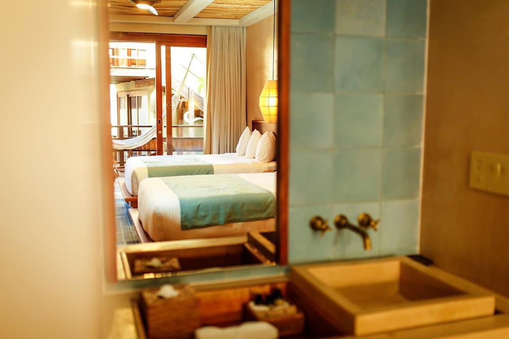 Hotel Carolina Bacalar 16/39