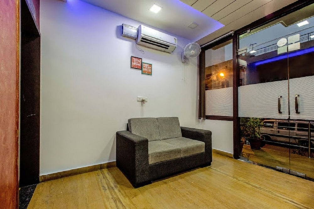 Hotel Holiday Home 32/34