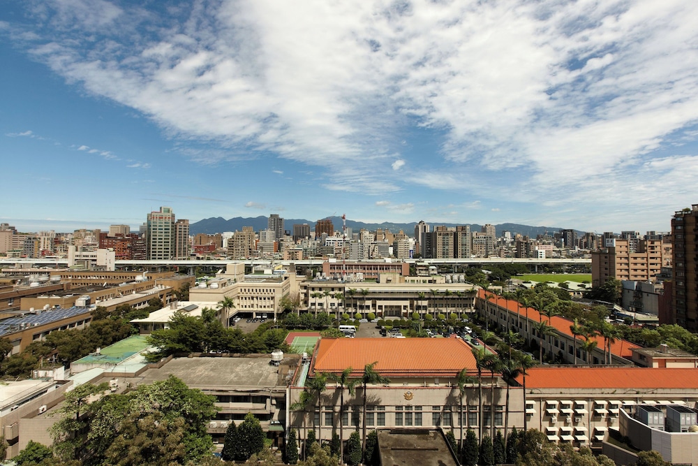 Sheraton Grand Taipei Hotel 66/71