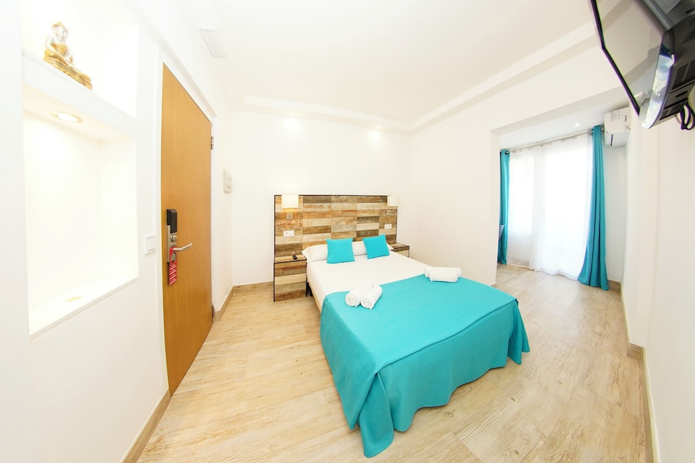 COMFORT, DOUBLE BED, TERRACE