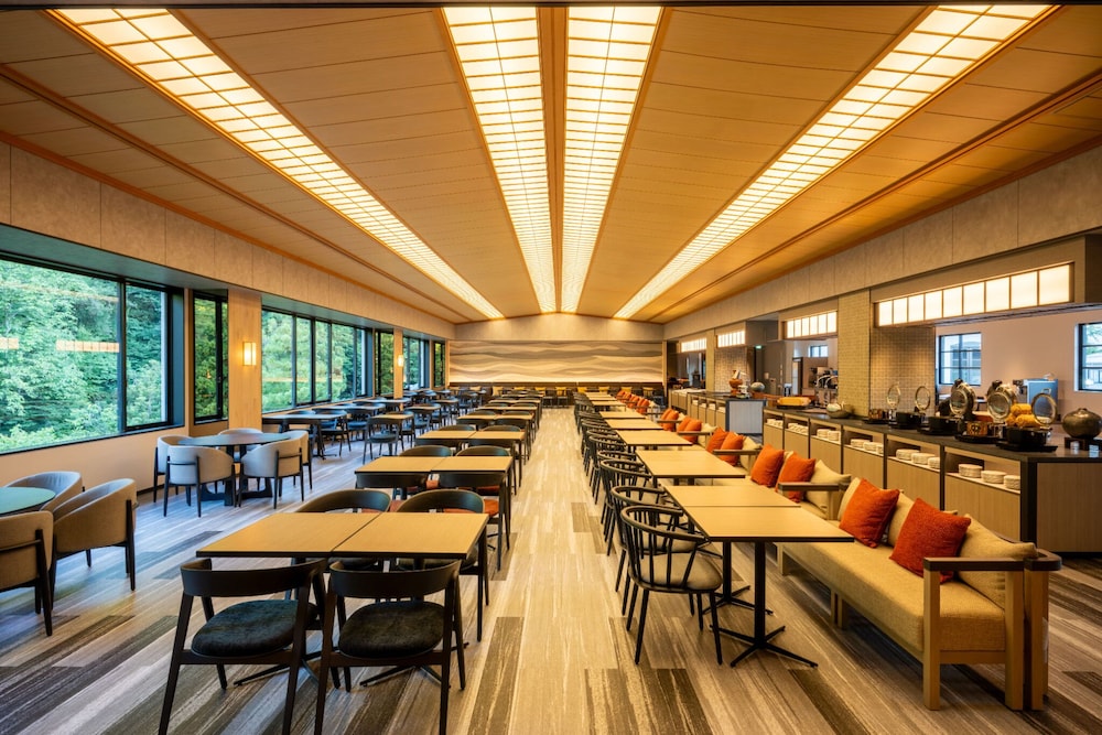 Royal Hotel Yamanaka Onsen Kajikaso 38/53