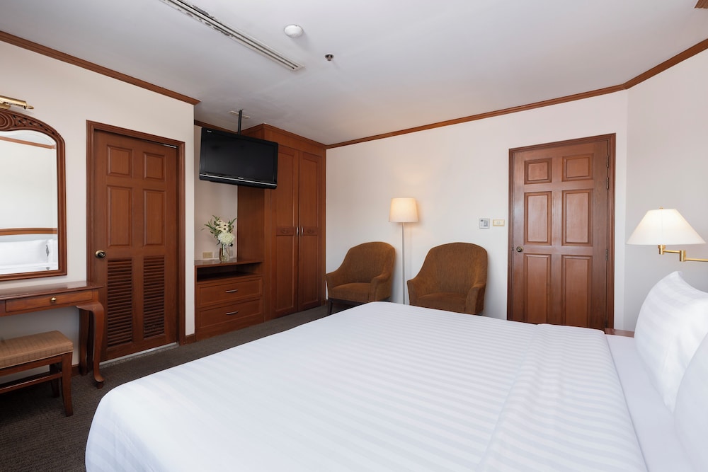 GRAND DIAMOND SUITES 18/71