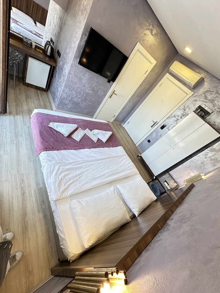 Montena Suite - Adults Only 17/50