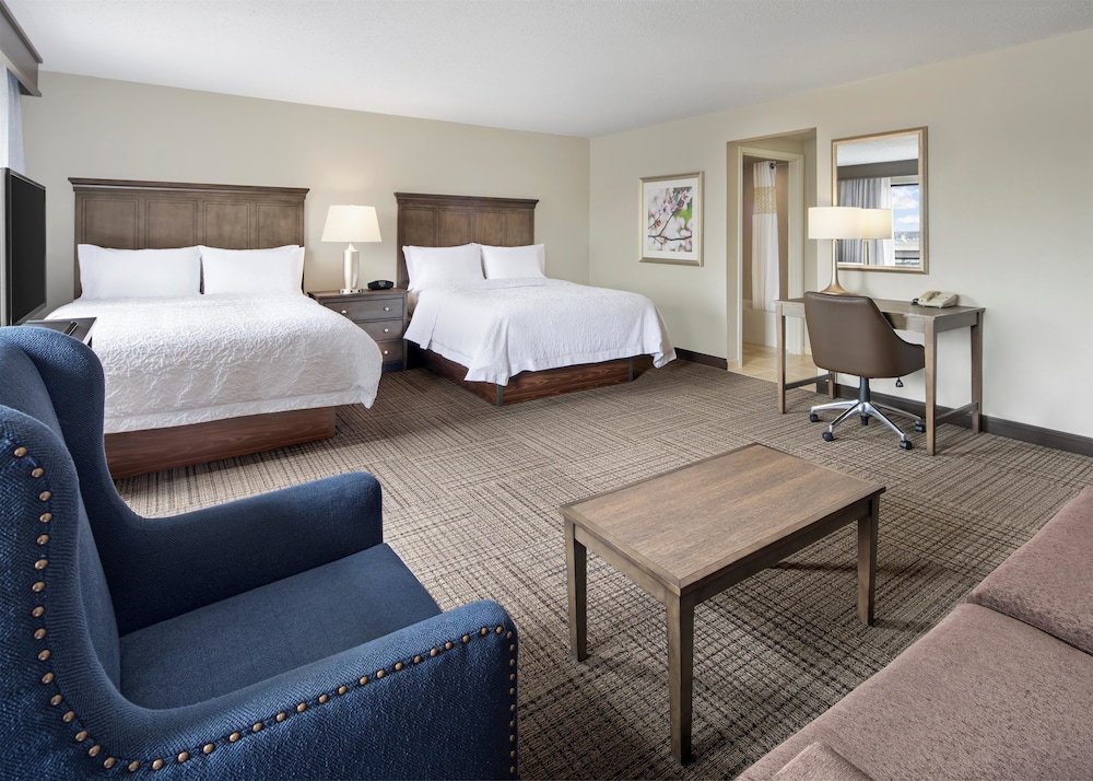 Hampton Inn & Suites Alexandria Old Town Area South 26/54