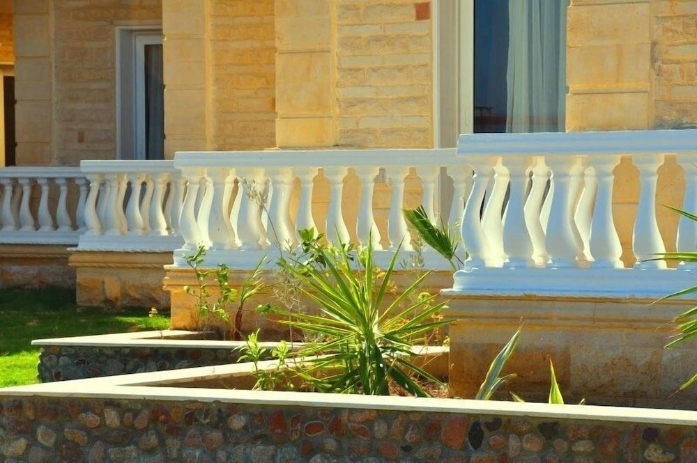 Dahab Hotel 7/50