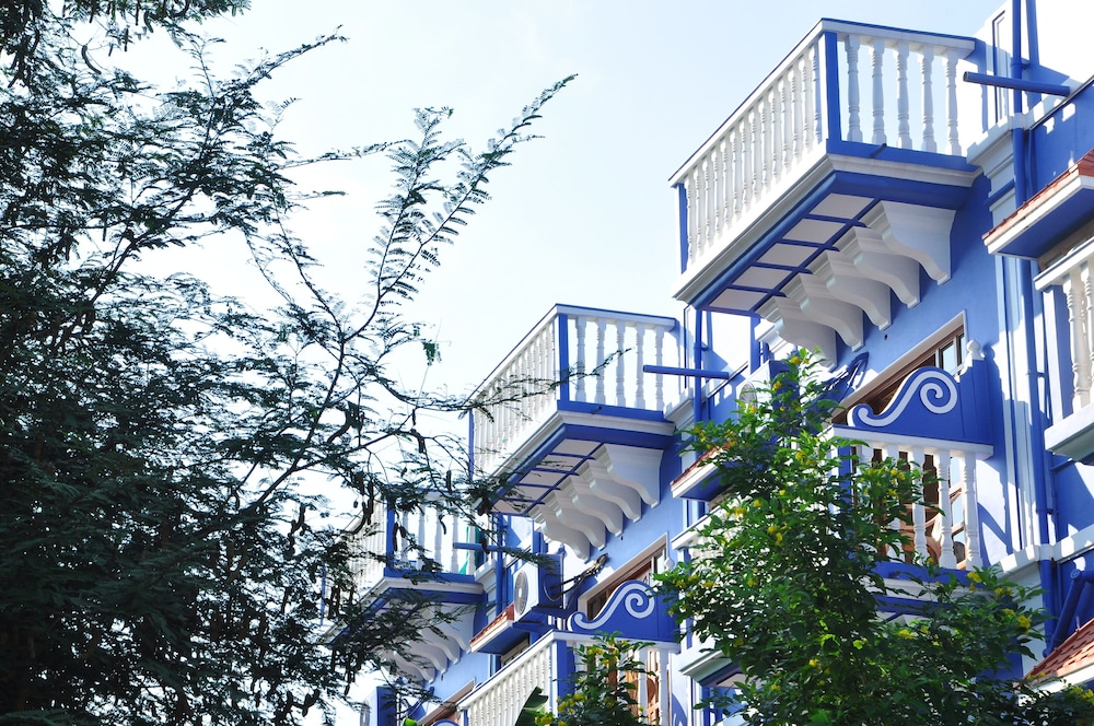 MAYFLOWER BEACH RESORT 43/50