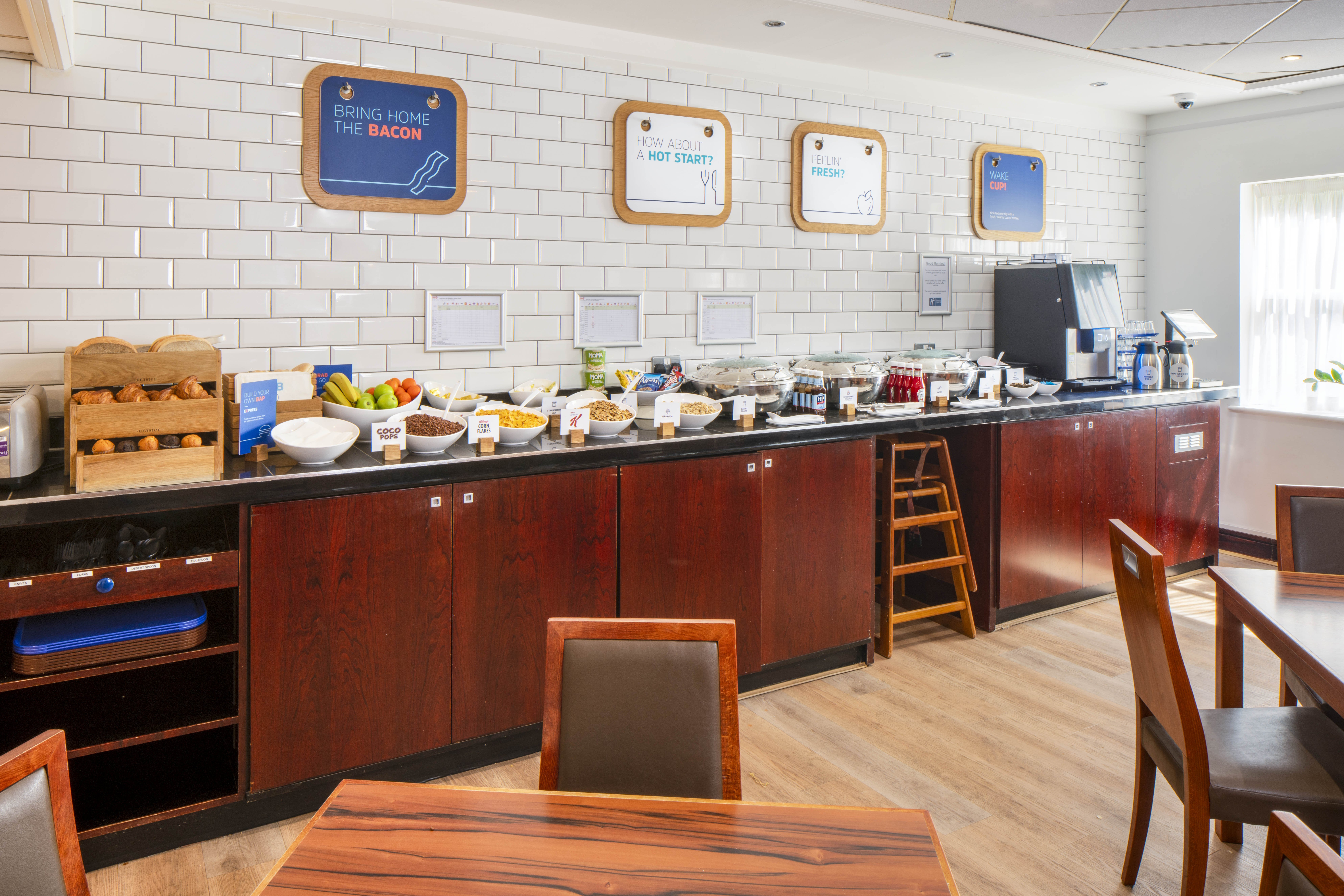 HOLIDAY INN EXPRESS YORK 43/72