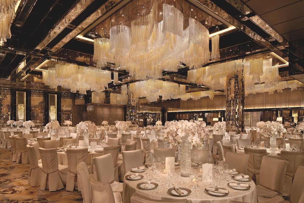The Ritz Carlton Hong Kong 27/35