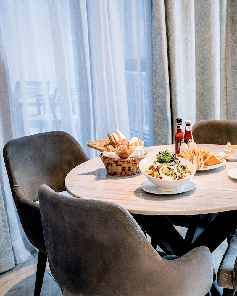 Radisson Residences Cairo Heliopolis 44/59
