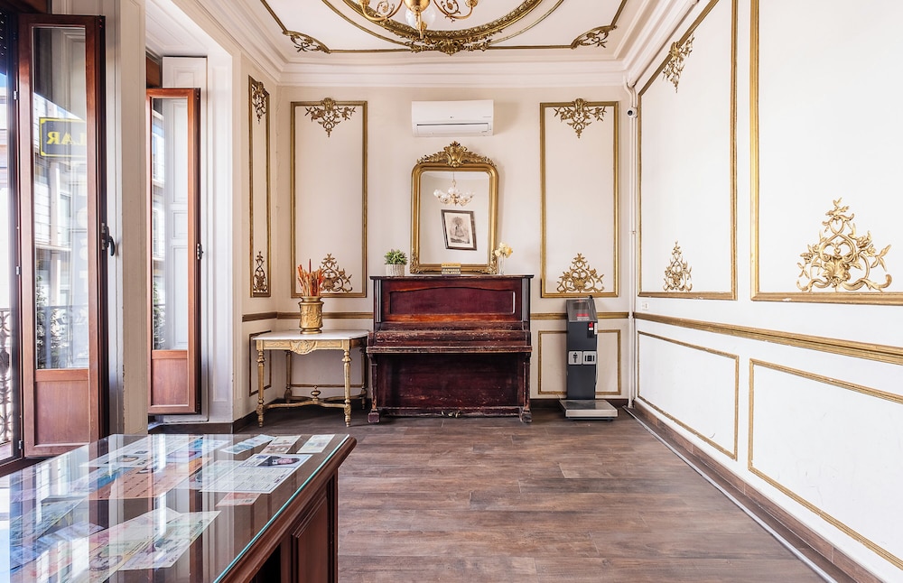 Hostal El Pilar 13/68