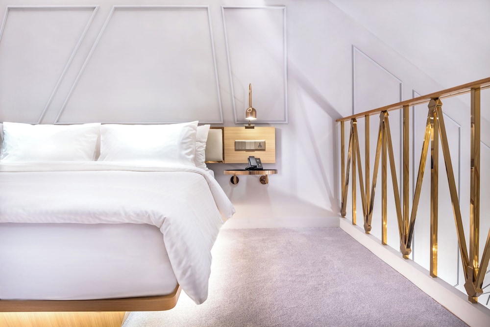 Loft, Suite