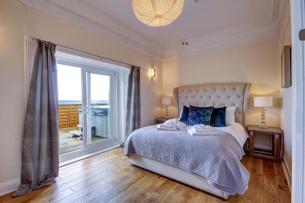 Bayswell Hotel And Restaurant 7/50