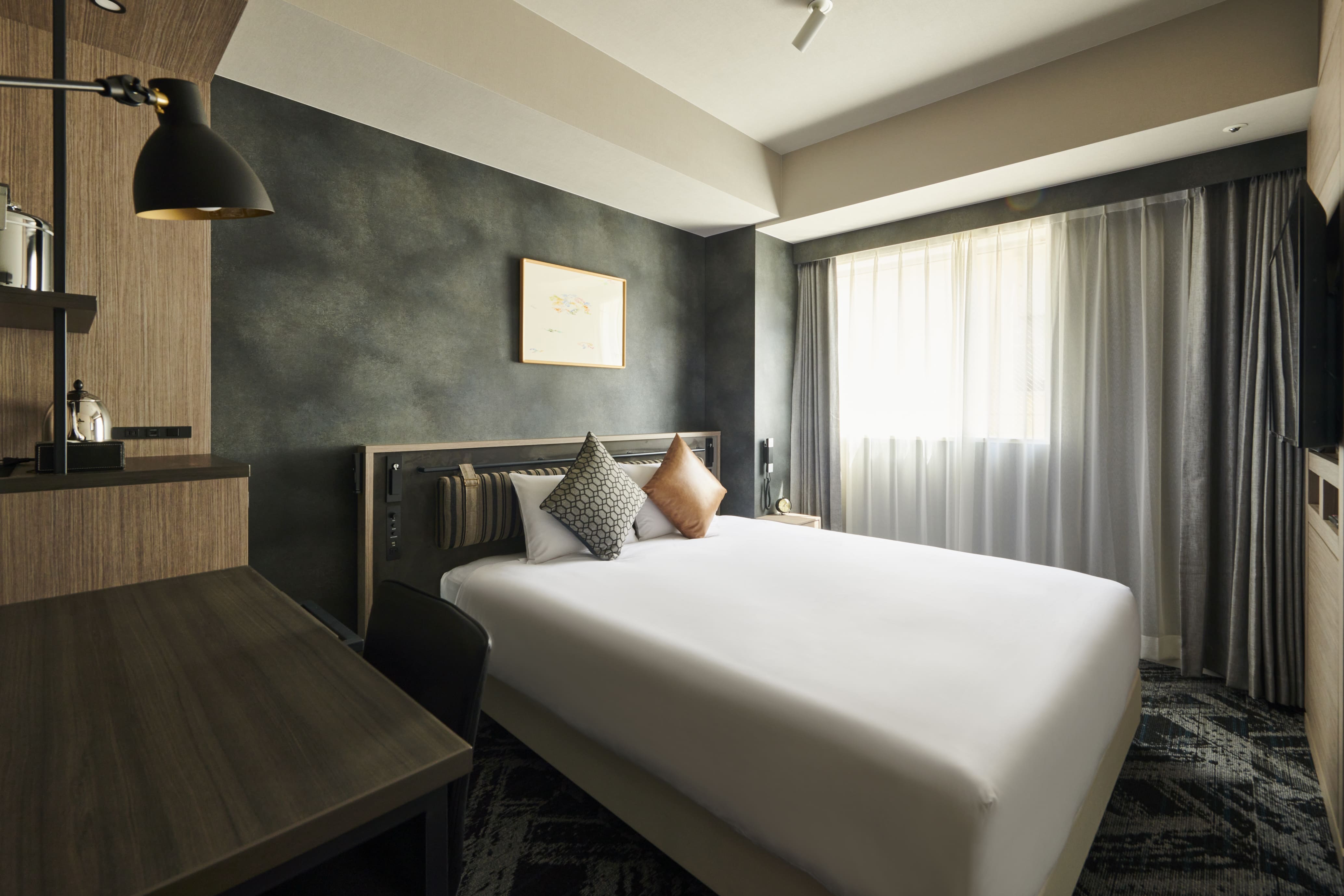 Semi Room, Semi Double Bed