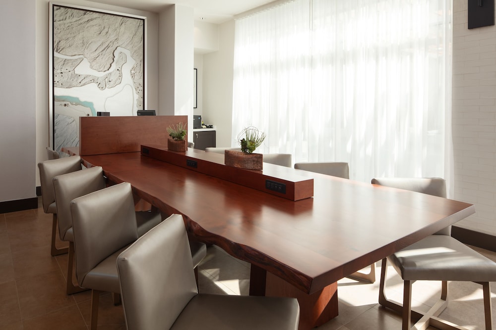 Hyatt Place Oklahoma City / Bricktown 26/39