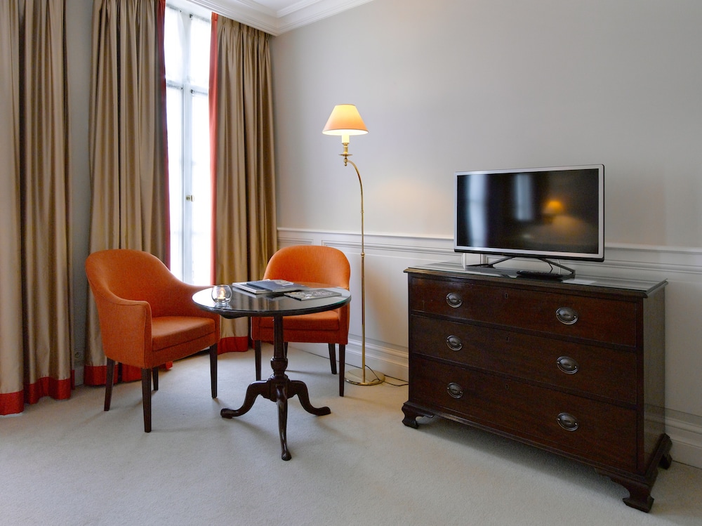 Hotel Damier, WorldHotels Crafted 74/78