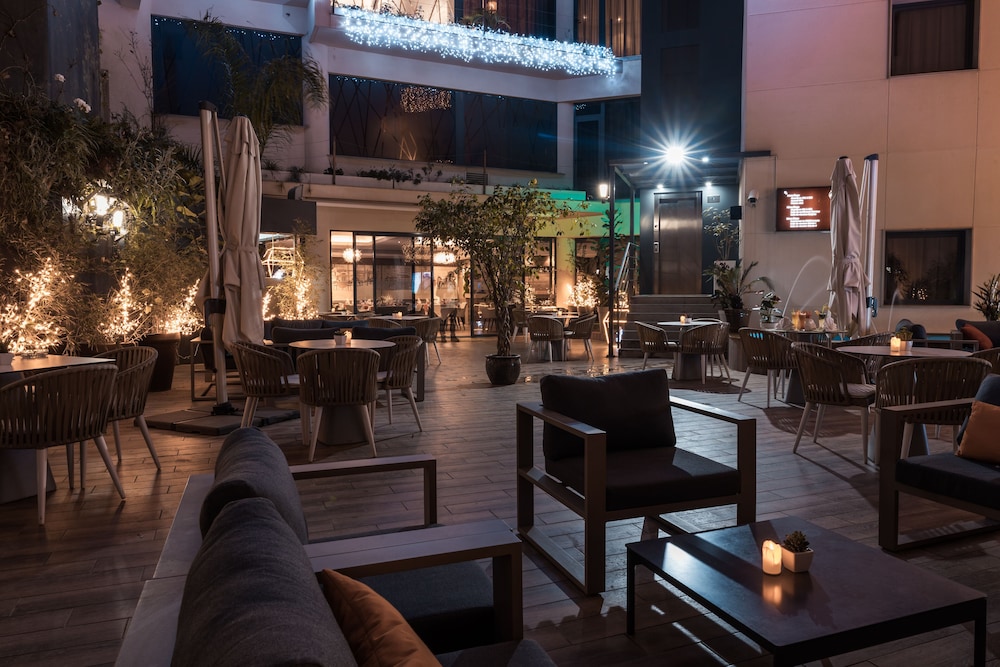 Az Hotel Zeralda 36/43