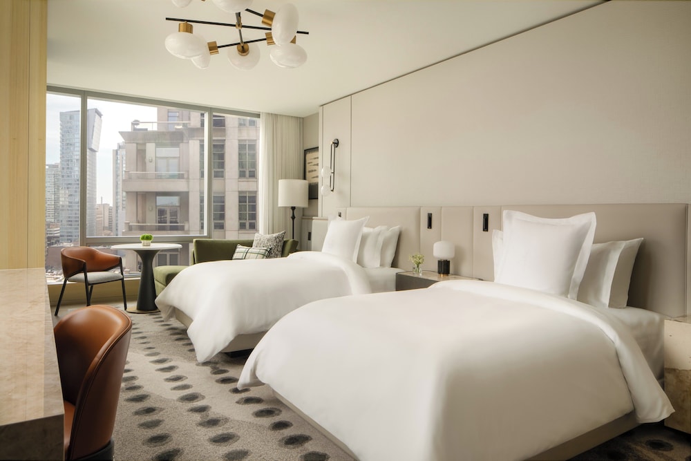 PREMIER, 2 DOUBLE BEDS