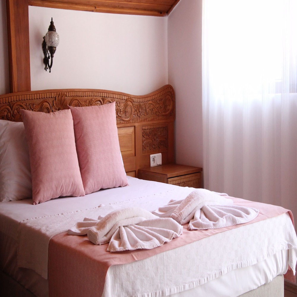 Limon Otel 24/36
