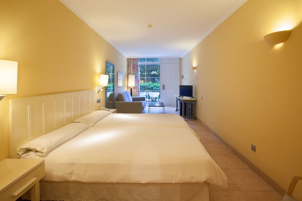 FAMILY, DOUBLE BED, GARDEN VIEW, TERRACE