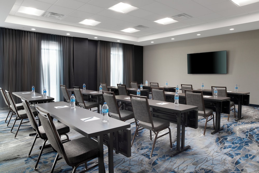 Fairfield Inn & Suites DeSoto Dallas South 35/44