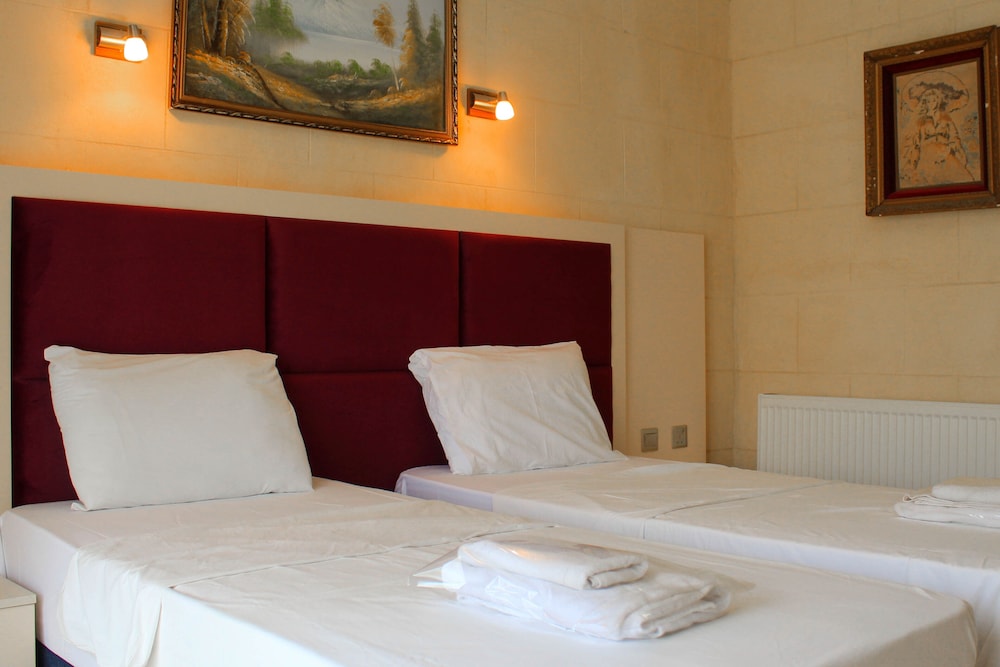 Lapida Garden Hotel 15/48