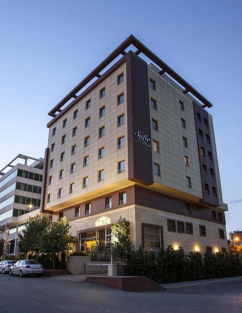 Safir Hotel 3/23