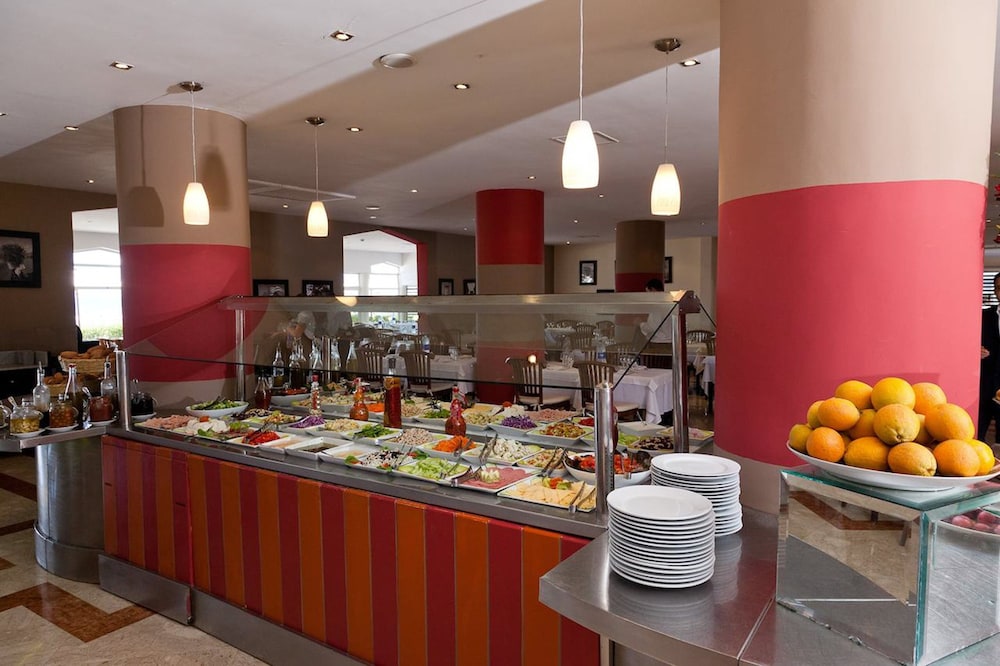 Royal Decameron Tafoukt Beach Resort and Spa - All Inclusive 33/42