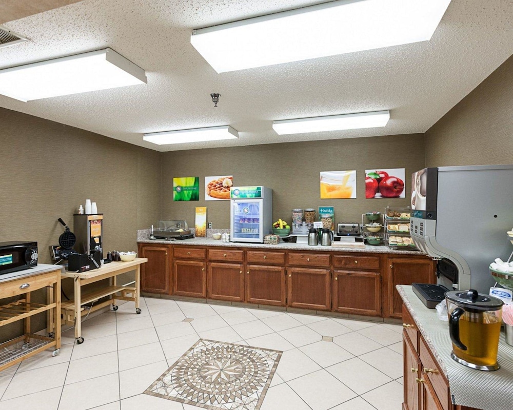 Best Western Childress West Hotel 8/32