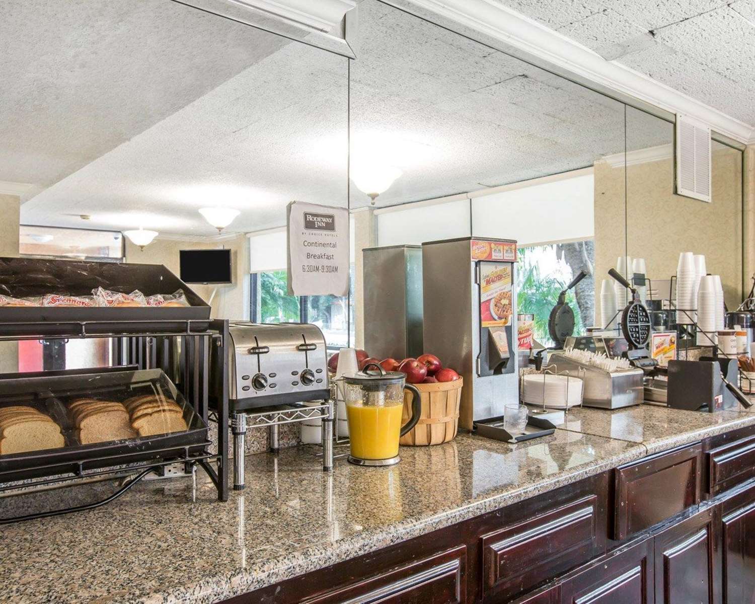 Gateway Inn Gardena Los Angeles South 33/45