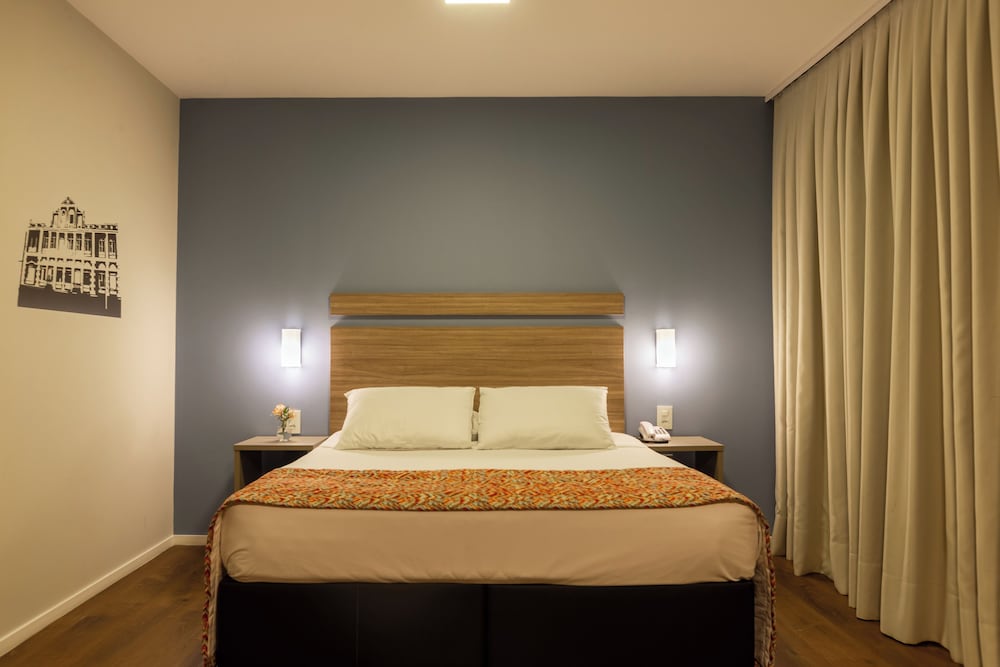 CASTELMAR HOTEL 14/76