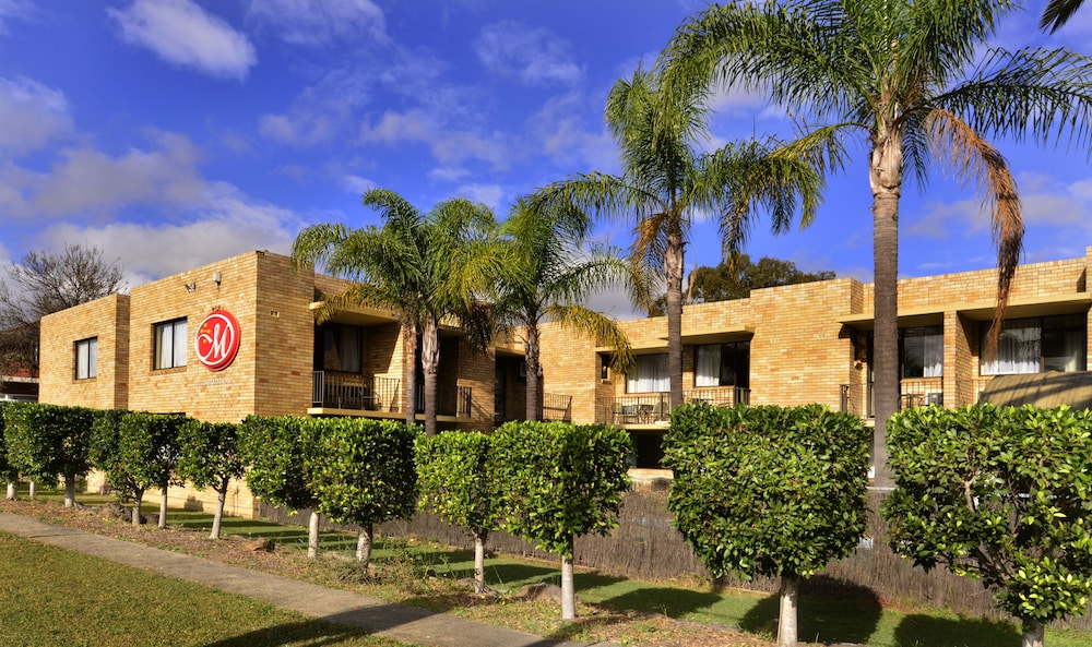 Ryde Inn photo1