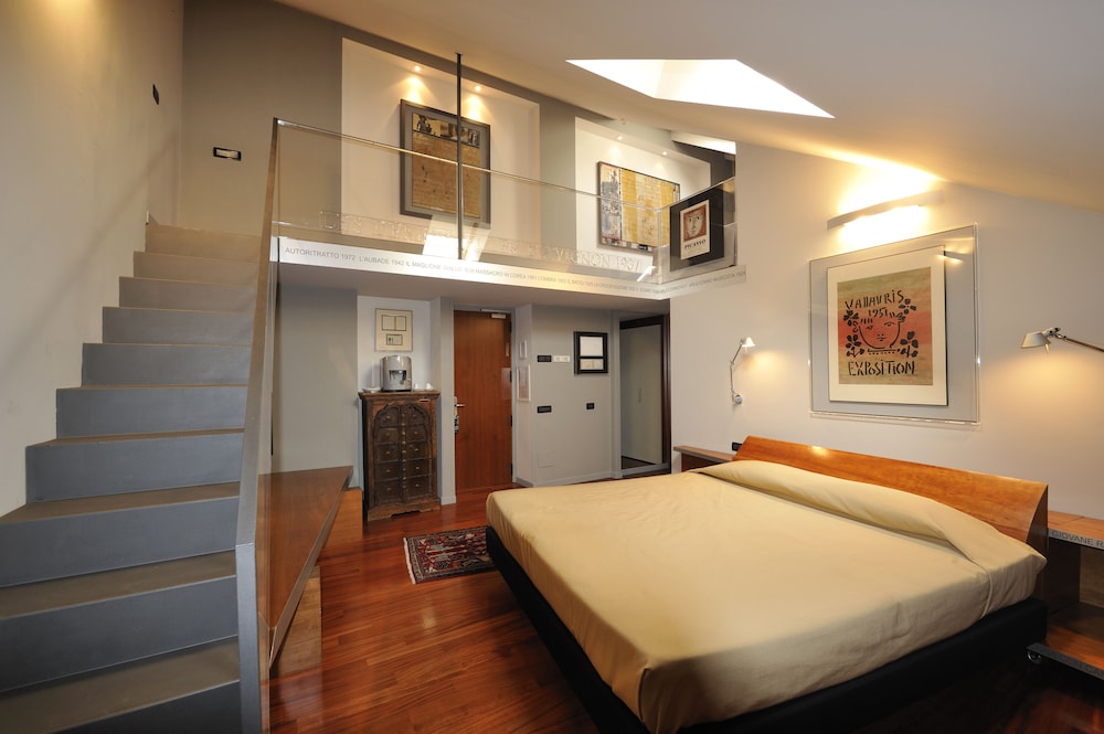 Art Hotel Boston 52/68