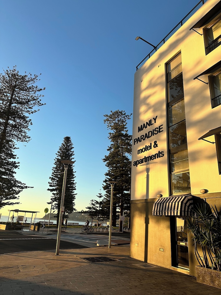 MANLY PARADISE MOTEL AND APARTMENTS 63/66