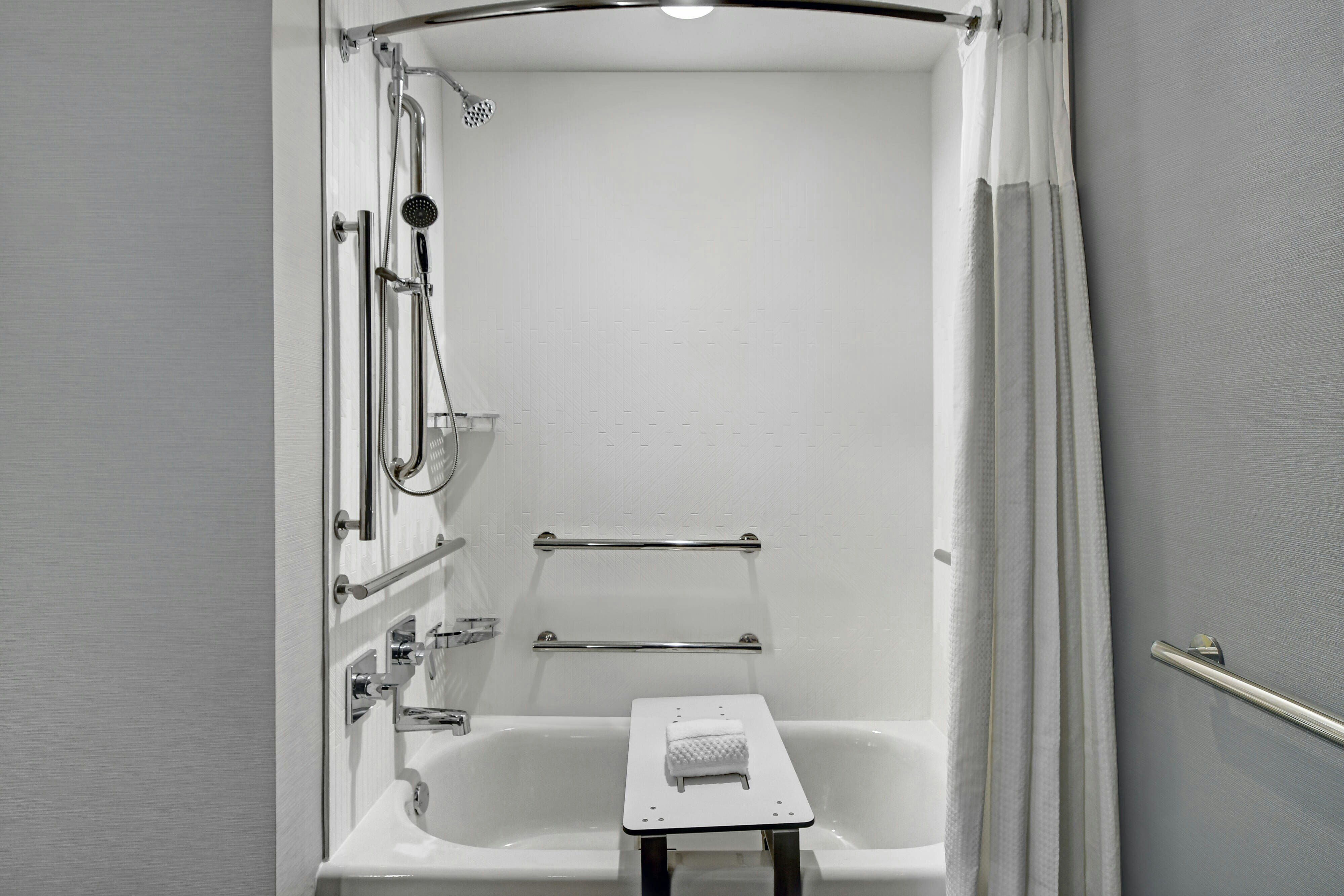 Courtyard by Marriott Manhattan 26/28