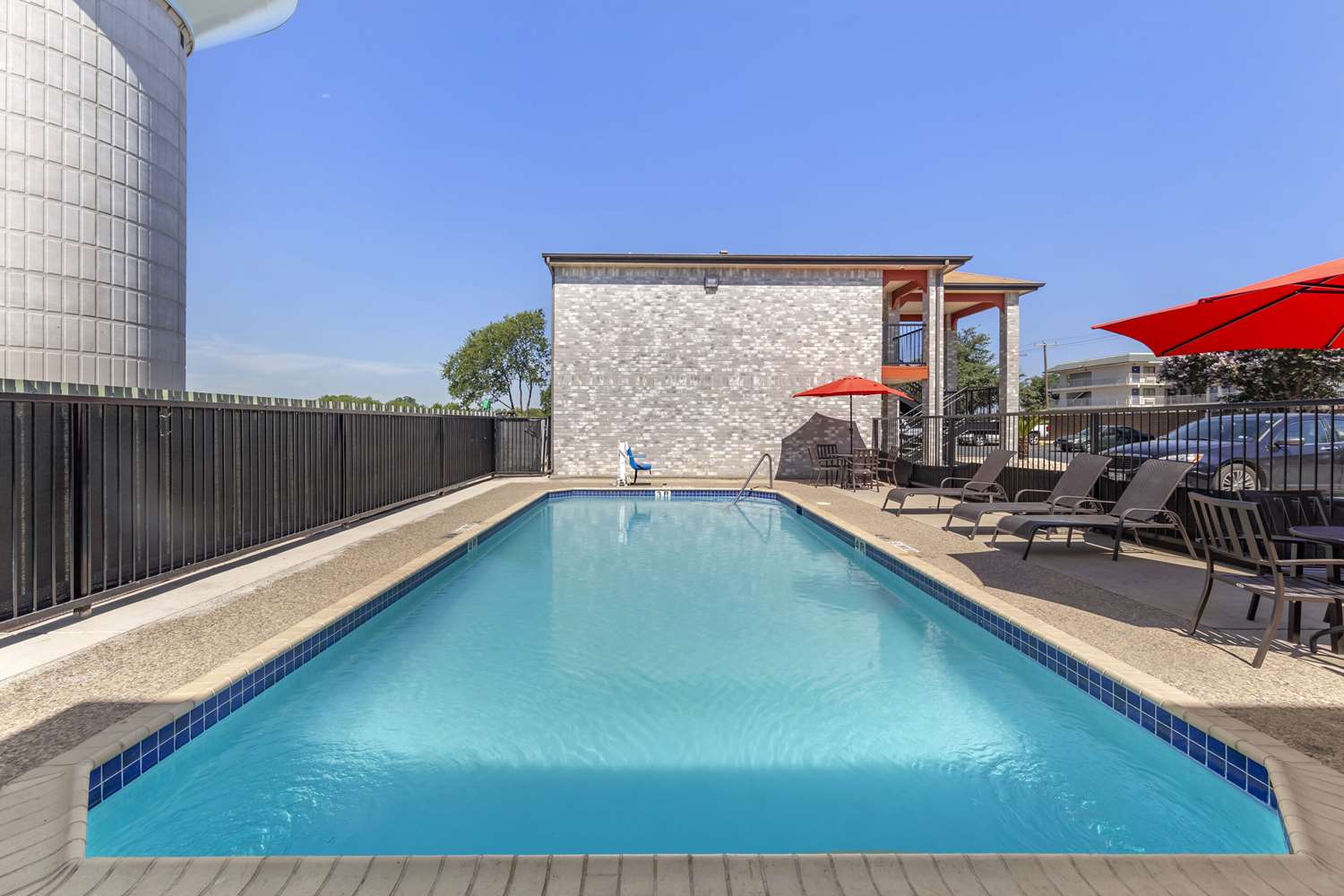Econo Lodge Near Lackland Air Force Base-SeaWorld 39/39