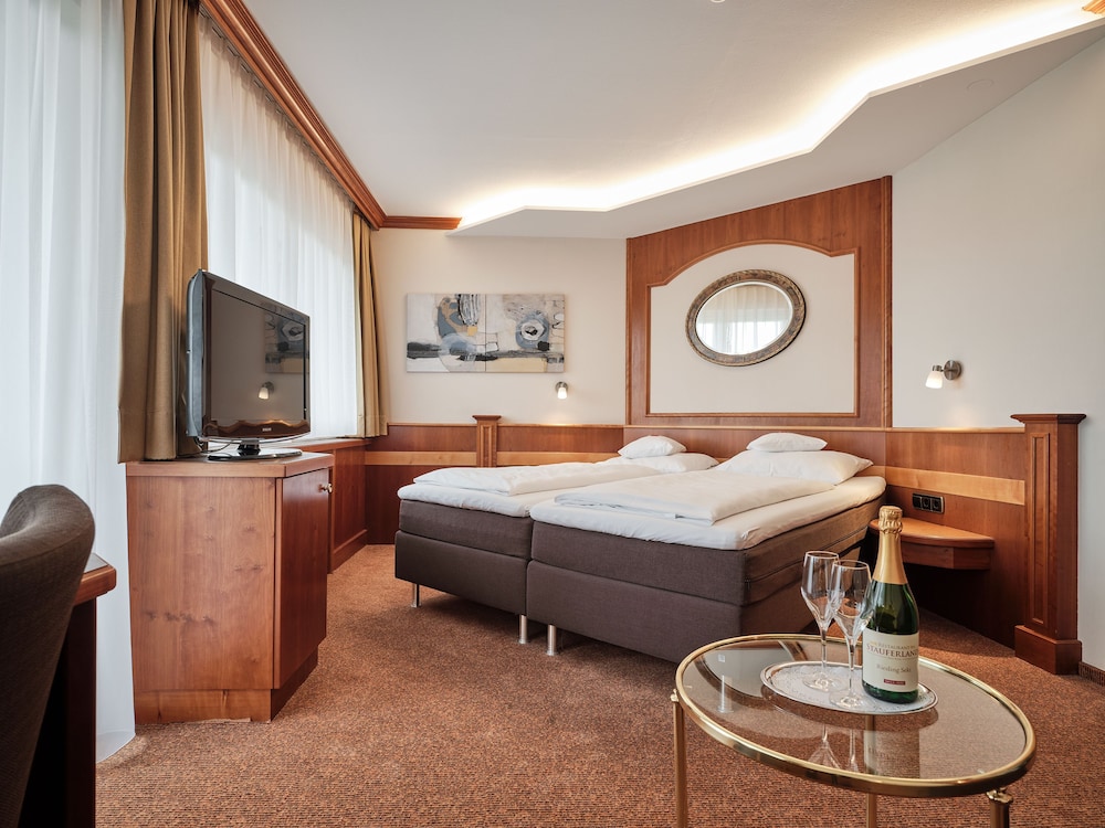 Badhotel Restaurant Stauferland 49/75