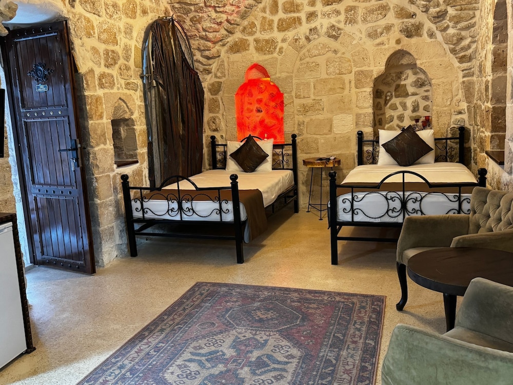 Aga Konagi Mardin 24/29