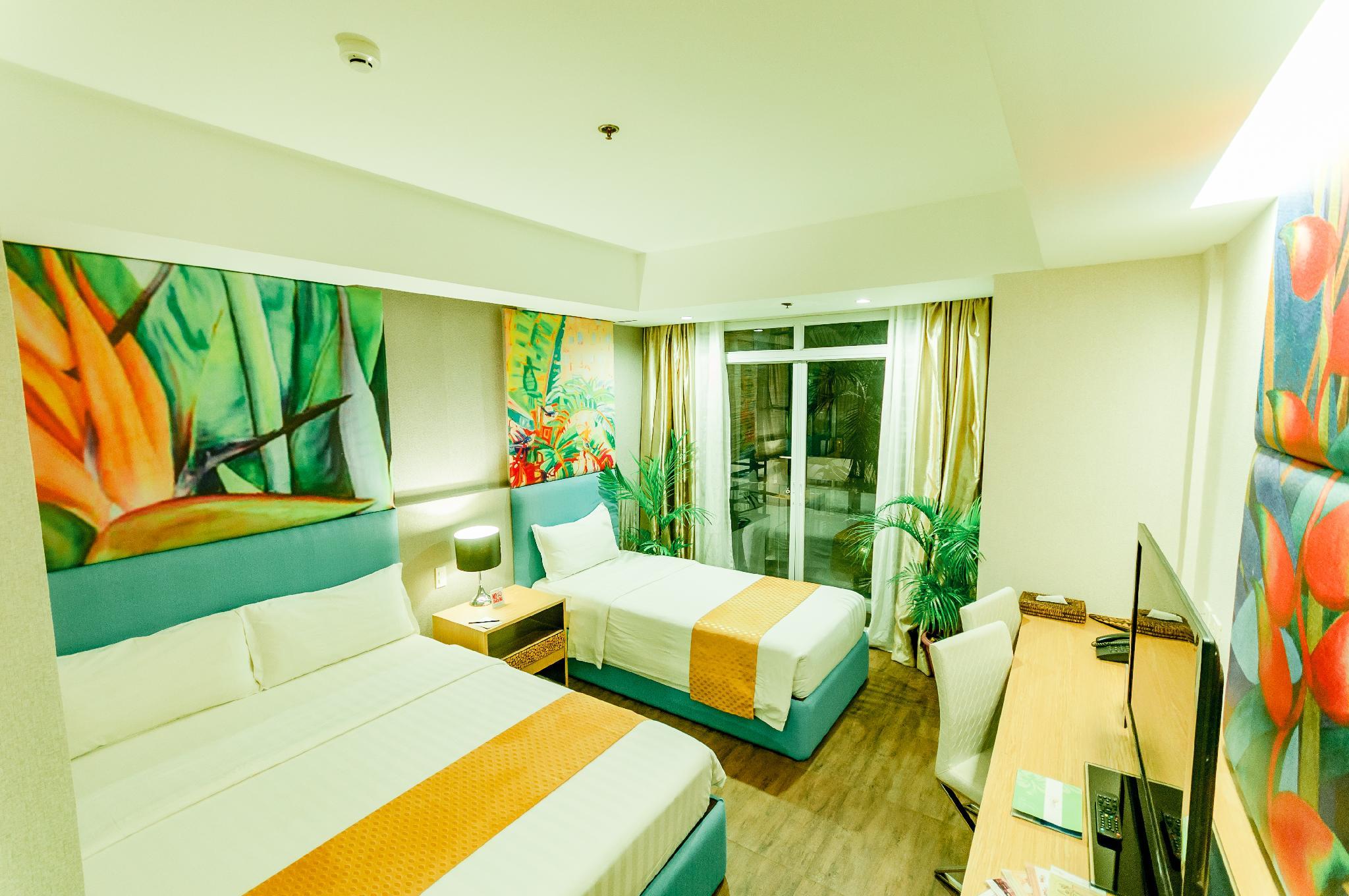 Deluxe, 1 Queen and 1 Single Bed, Garden View