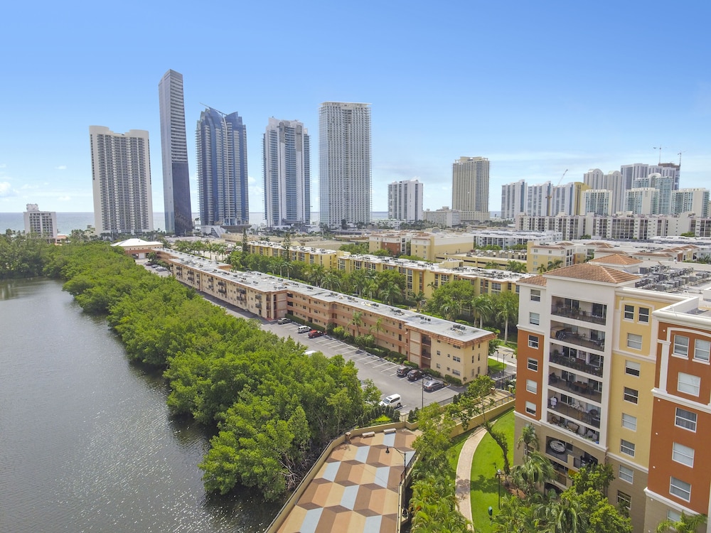 Sunny Isles Apartments 67/73