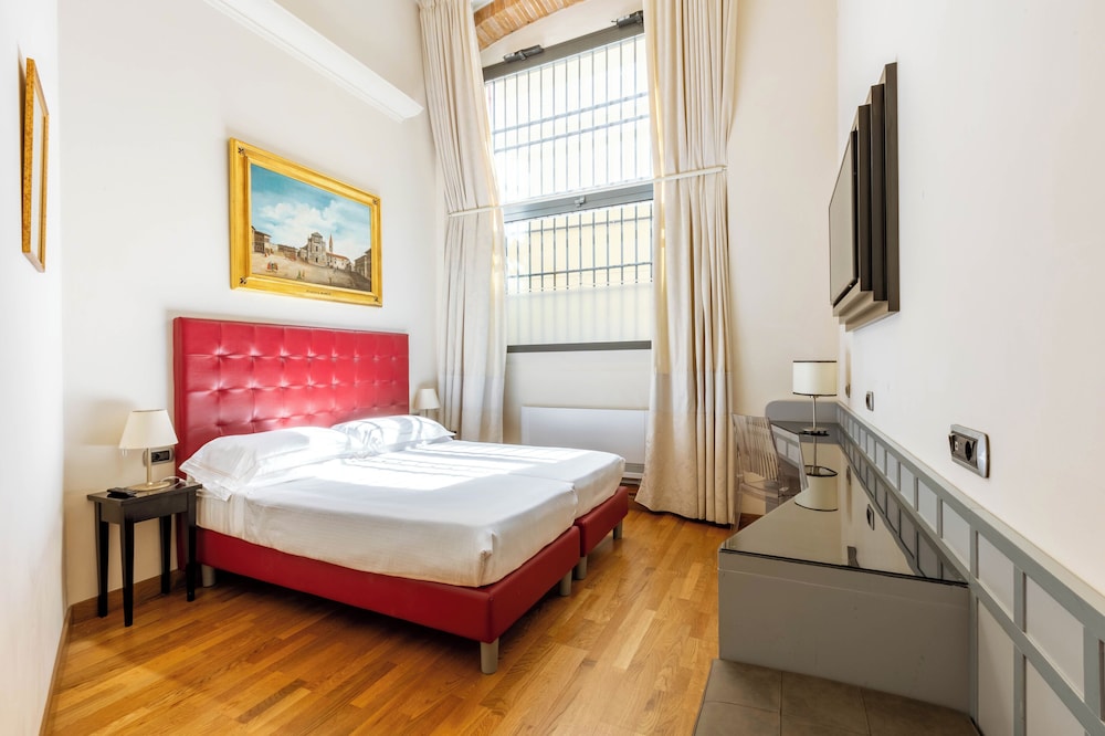 CLASSIC, TWIN BEDS