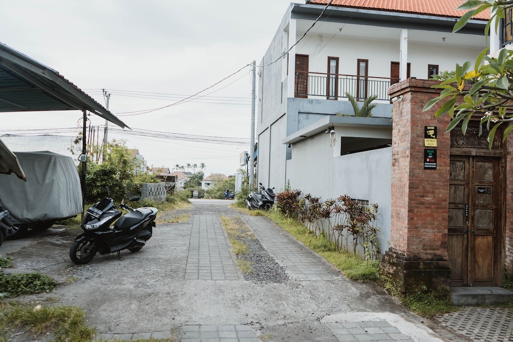 CANGGU KAYUMA HOUSE by ZUZU 32/50