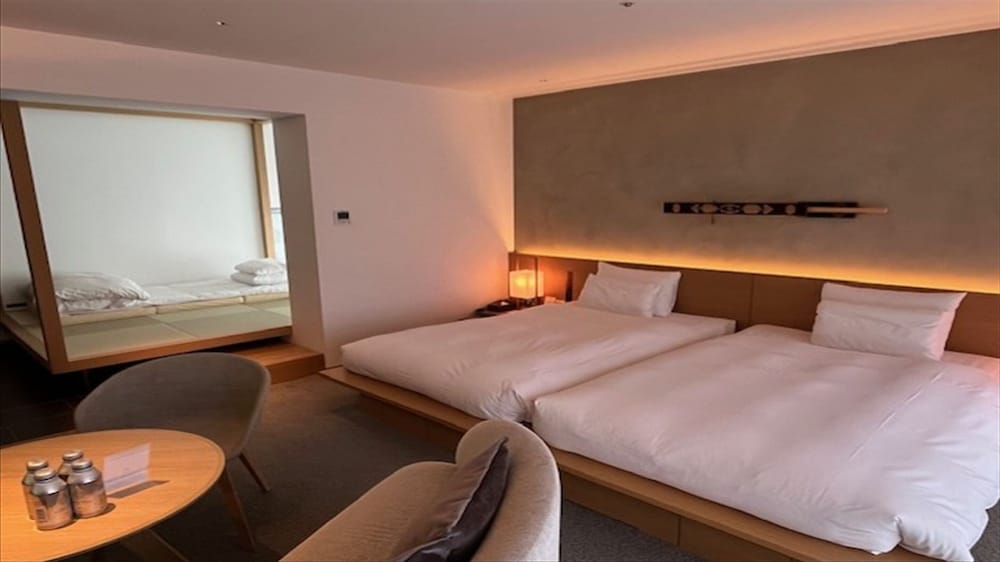 TSUBONIWA, SUITE