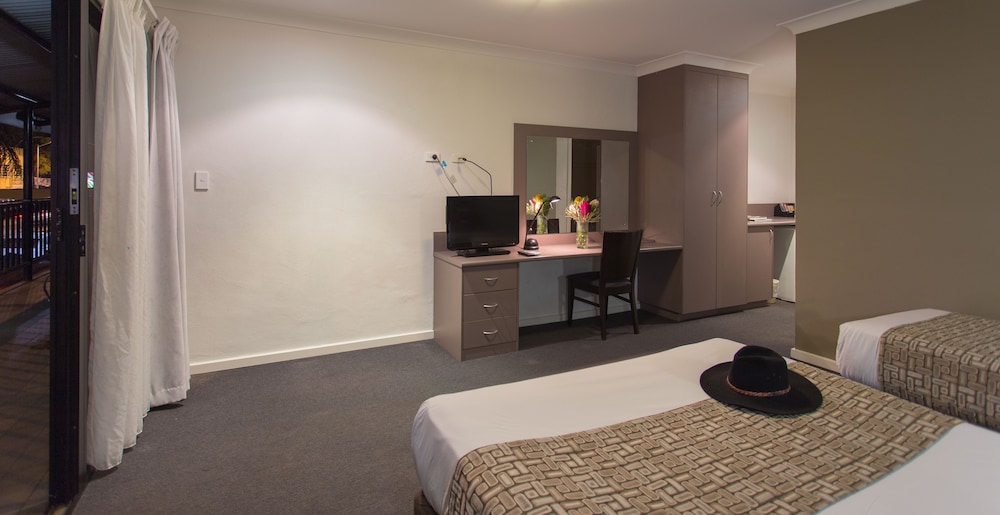 greet Hotel Alice Springs 41/57