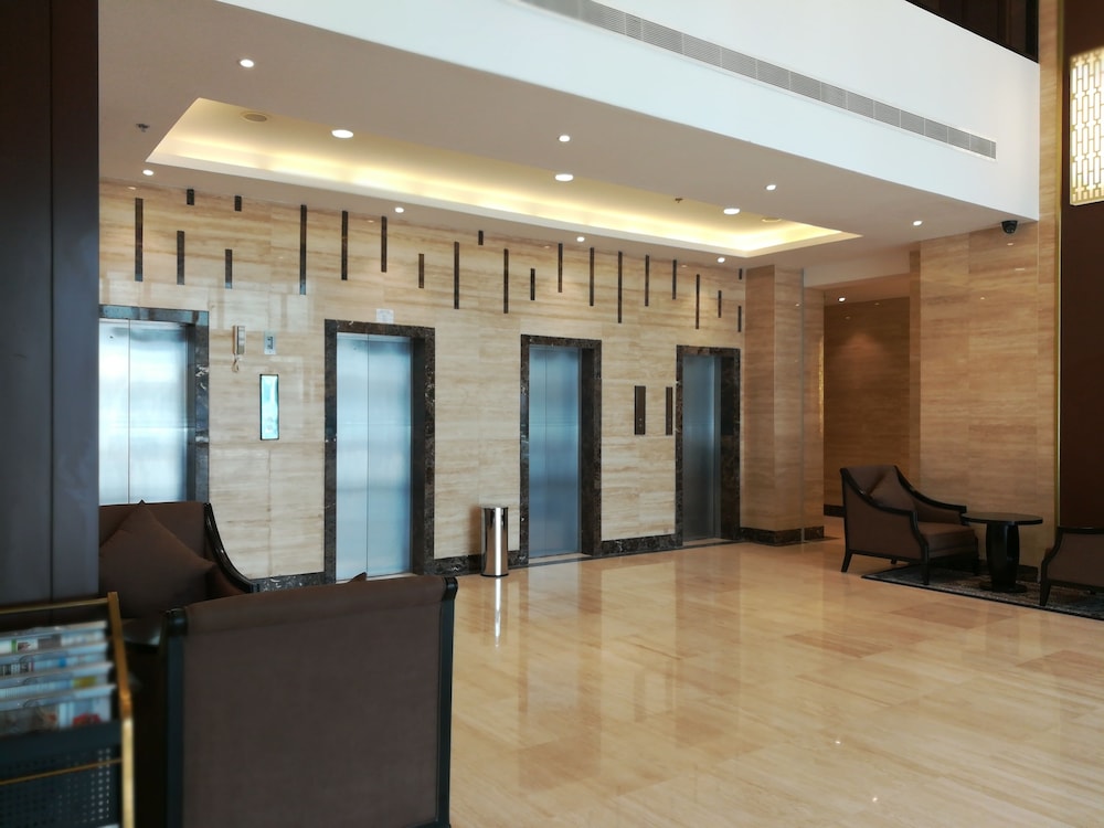 City Park Hotel Apartments 35/64