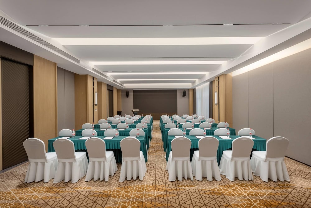 Days Hotel by Wyndham Changsha Xingsha 30/35