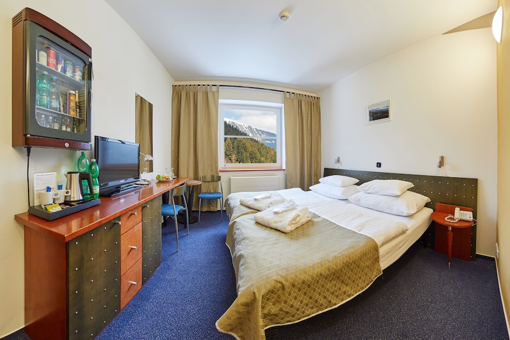 Hotel Horizont 11/50