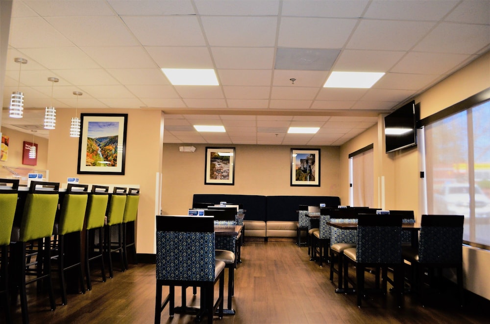 Comfort Suites Northside Hospital Gwinnett 12/47