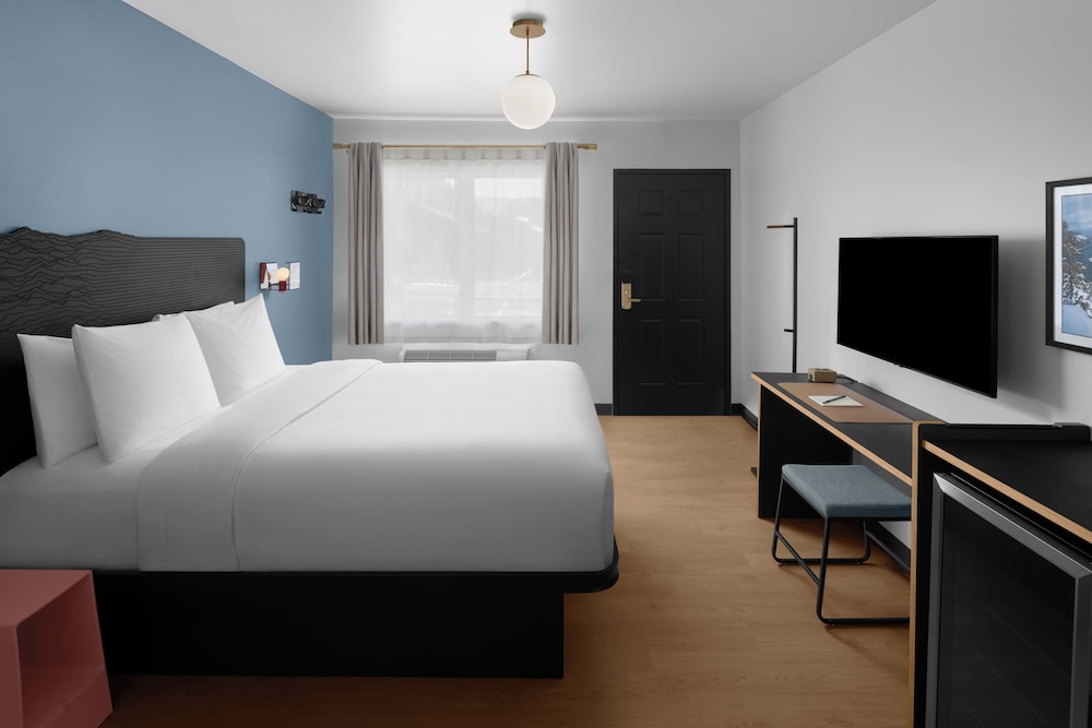 evo Hotel Tahoe City 10/50